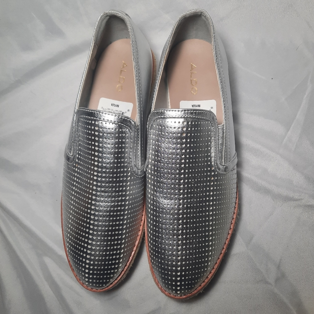ALDO Raylea Silver Platform shoes Size 8.5